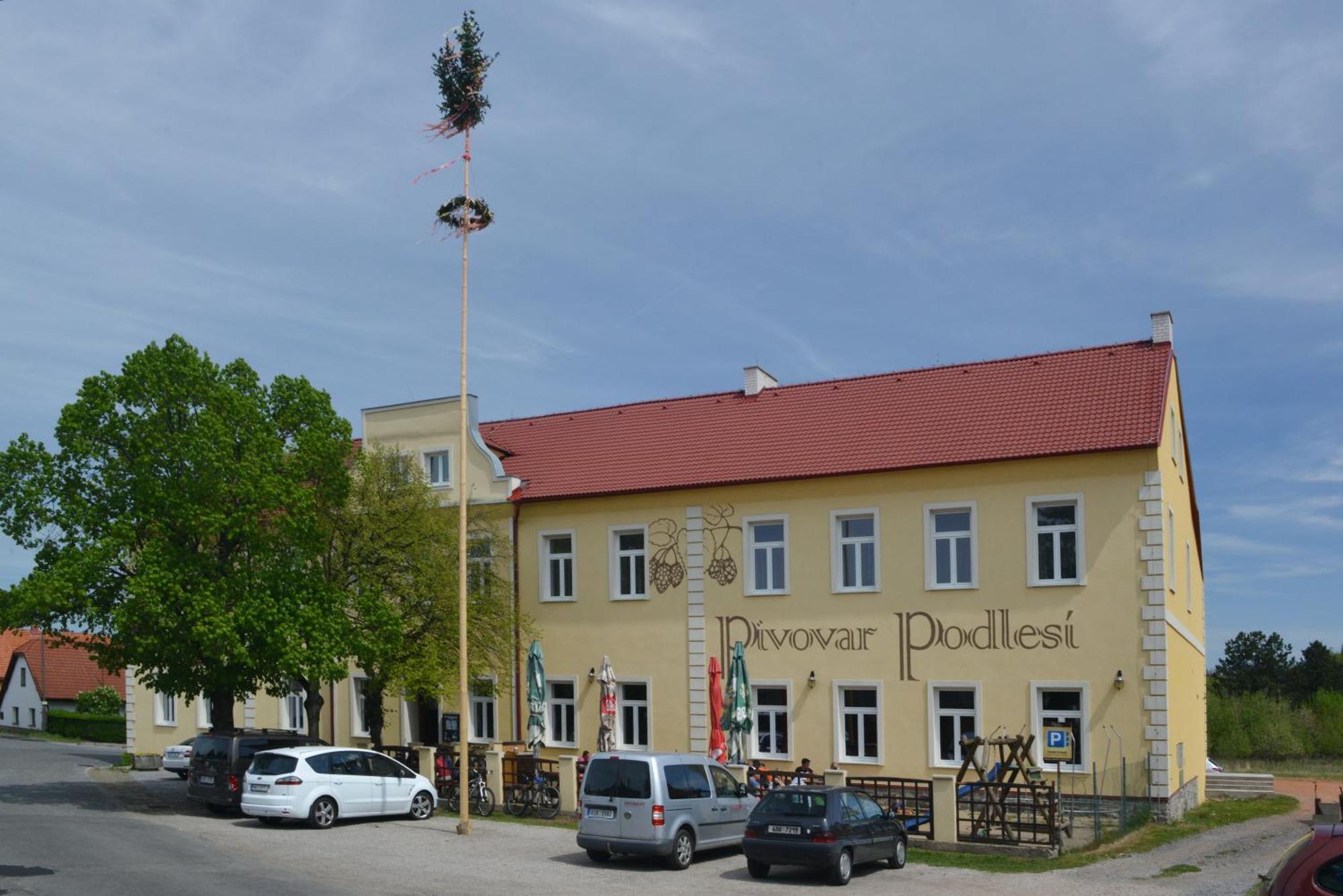 Penzion Pivovar Podlesi Příbram المظهر الخارجي الصورة